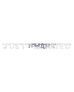 Buchstabenkette "Just Married"